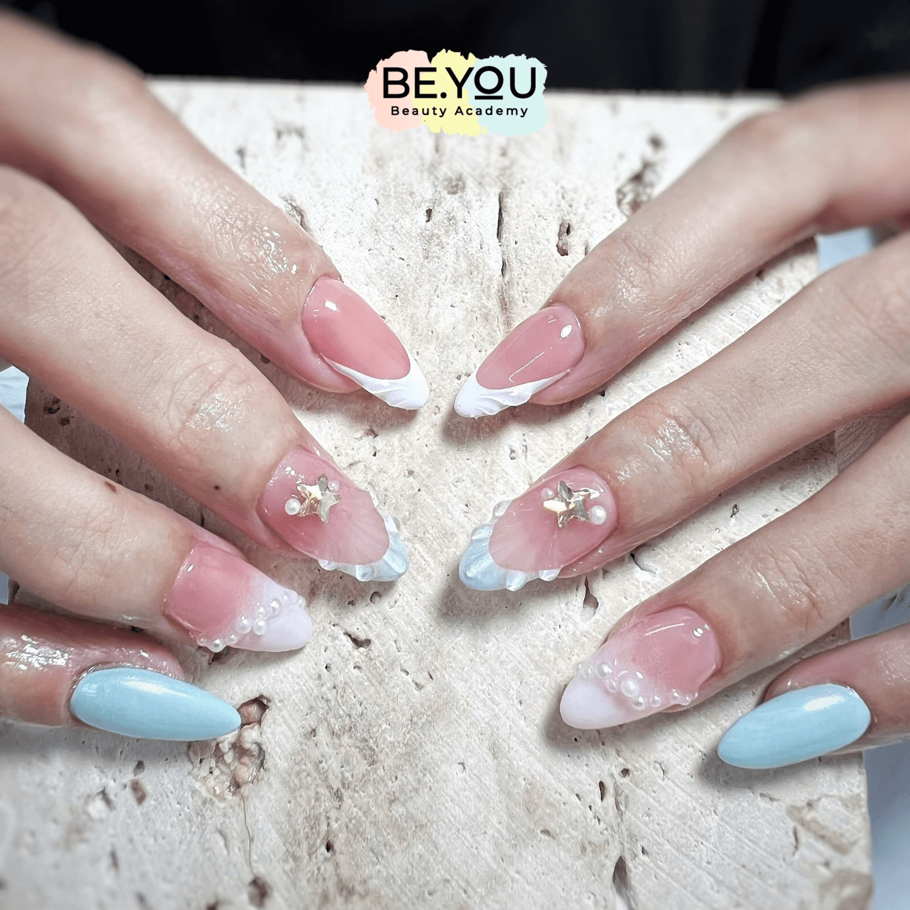 Mẫu salon Việt Nam