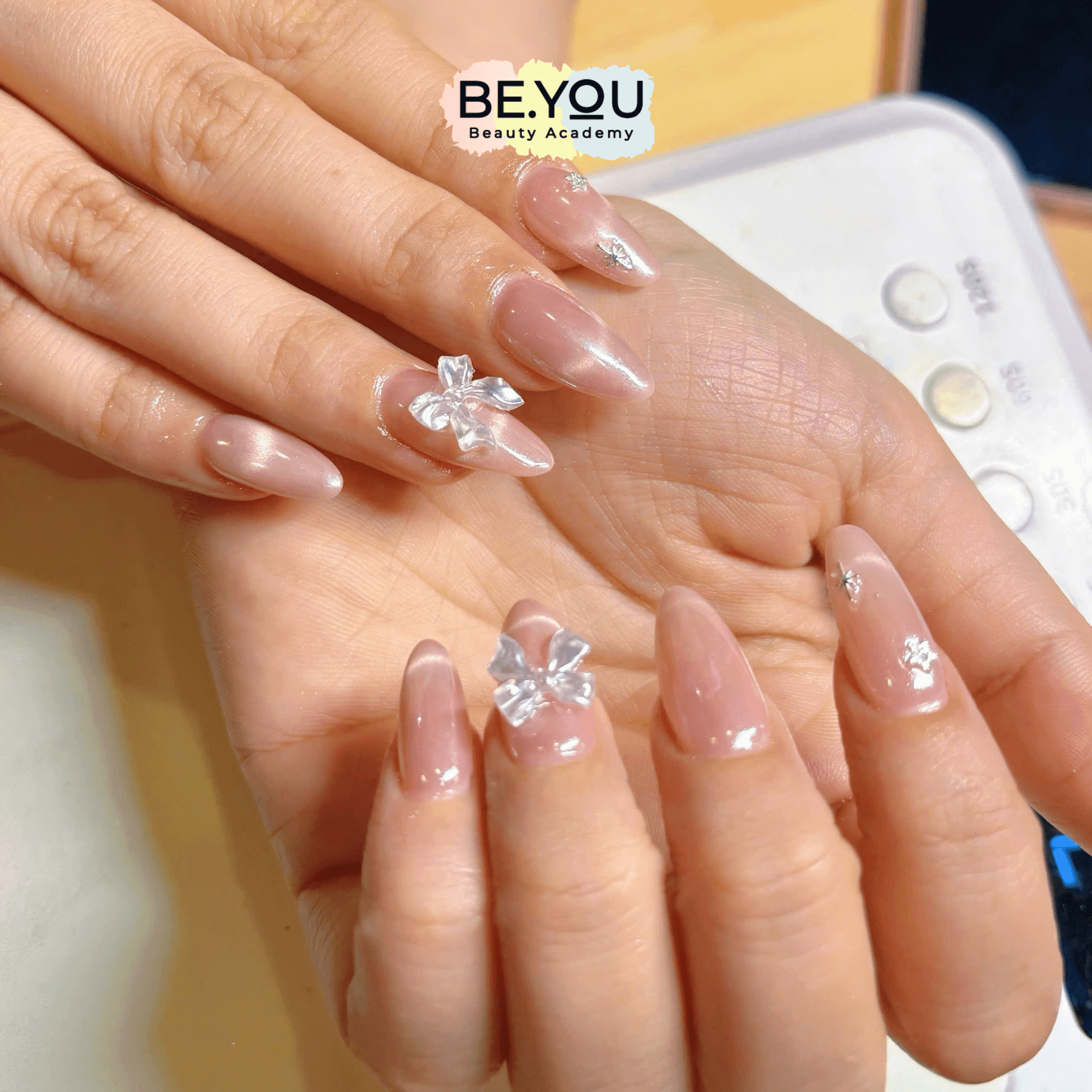 Mẫu salon Việt Nam
