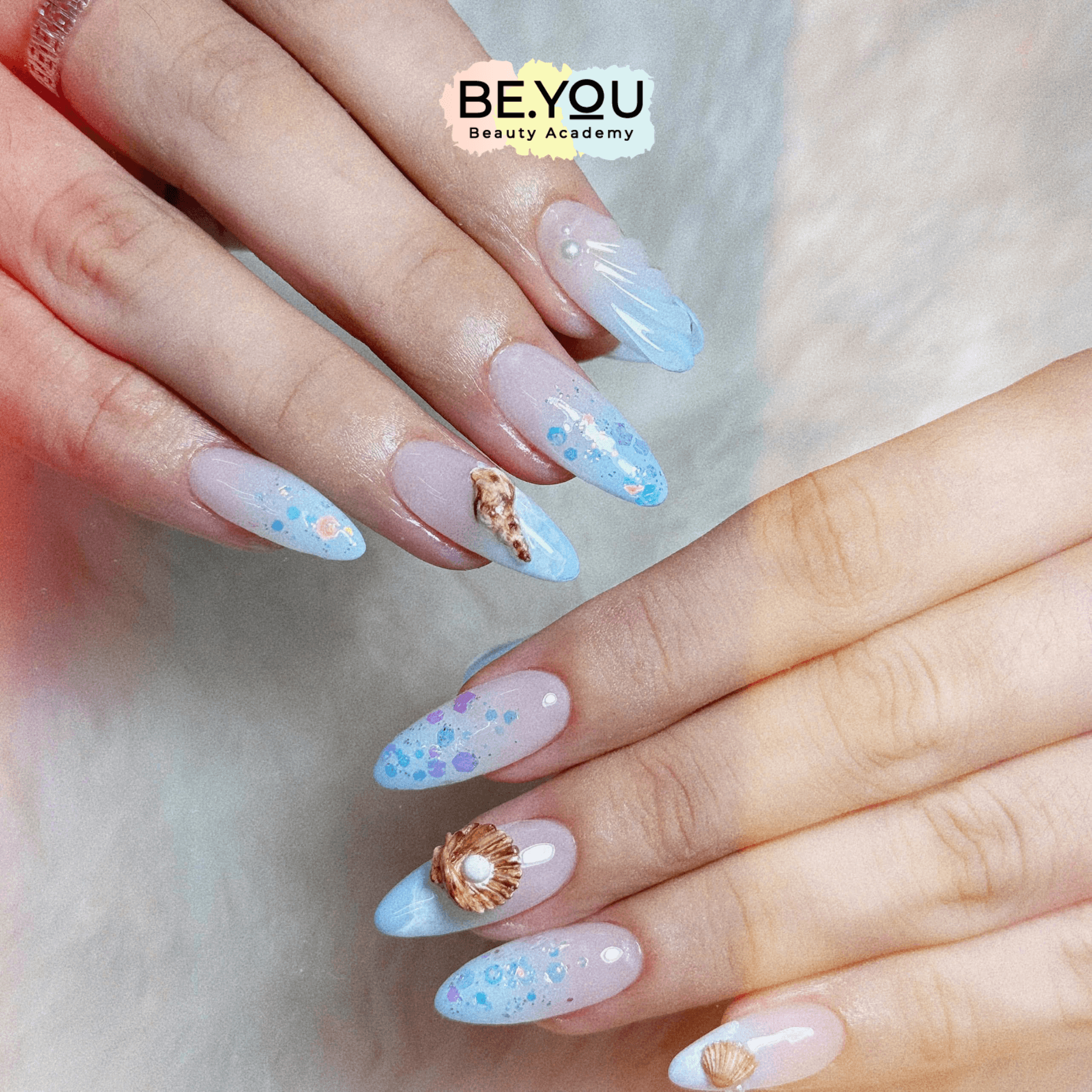 Mẫu salon Việt Nam